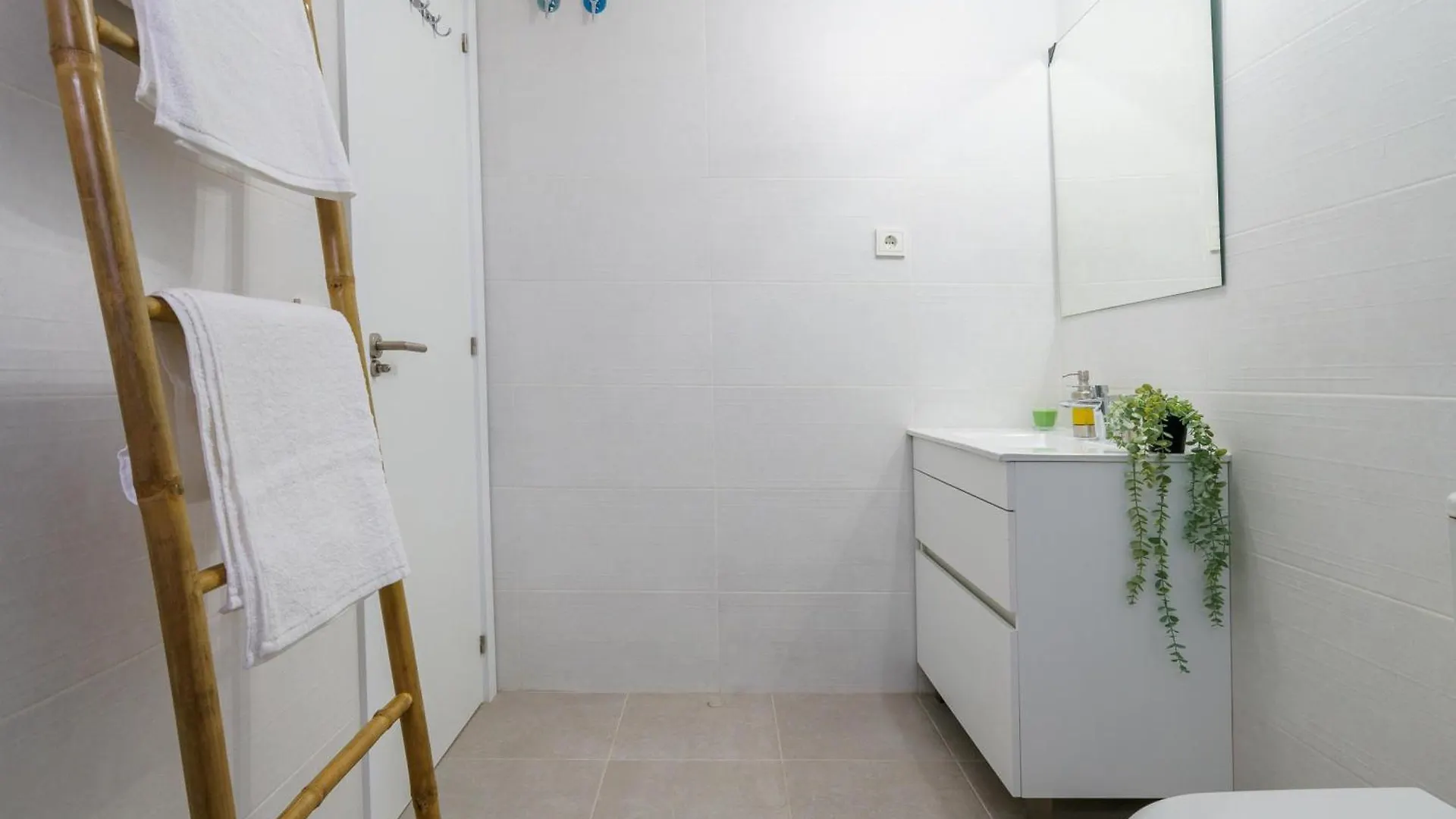 Apartment La Cala With Pool - Happy Rentals La Cala De Mijas 0*,