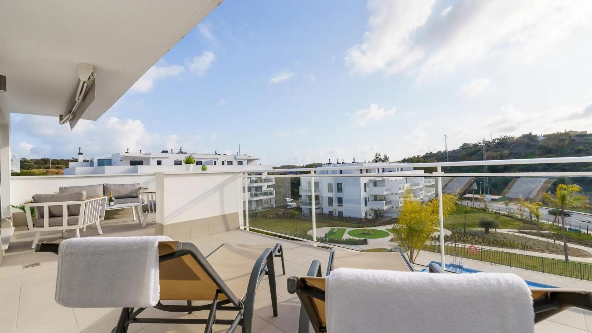 Apartment La Cala With Pool - Happy Rentals La Cala De Mijas