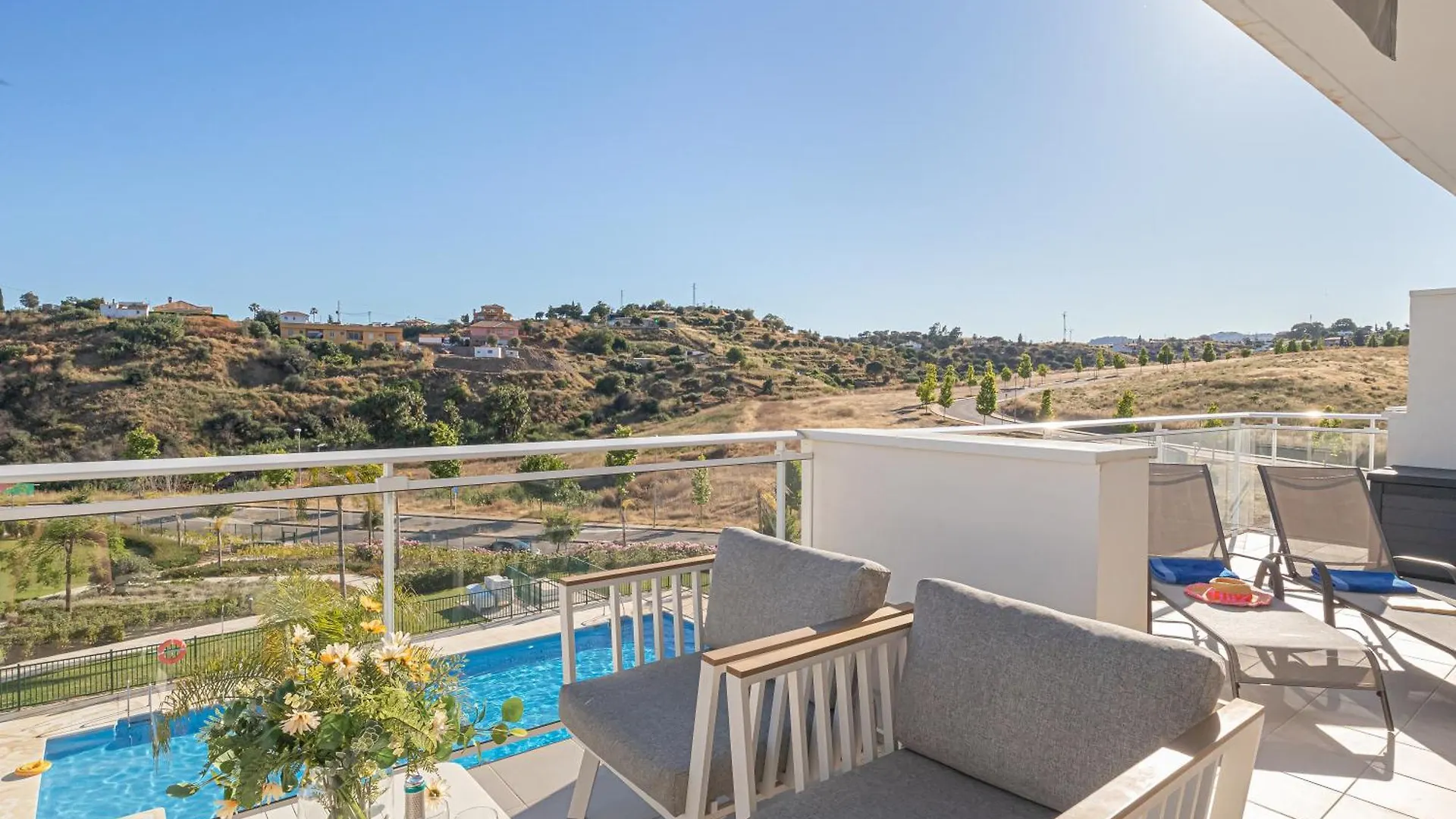 Apartment La Cala With Pool - Happy Rentals La Cala De Mijas